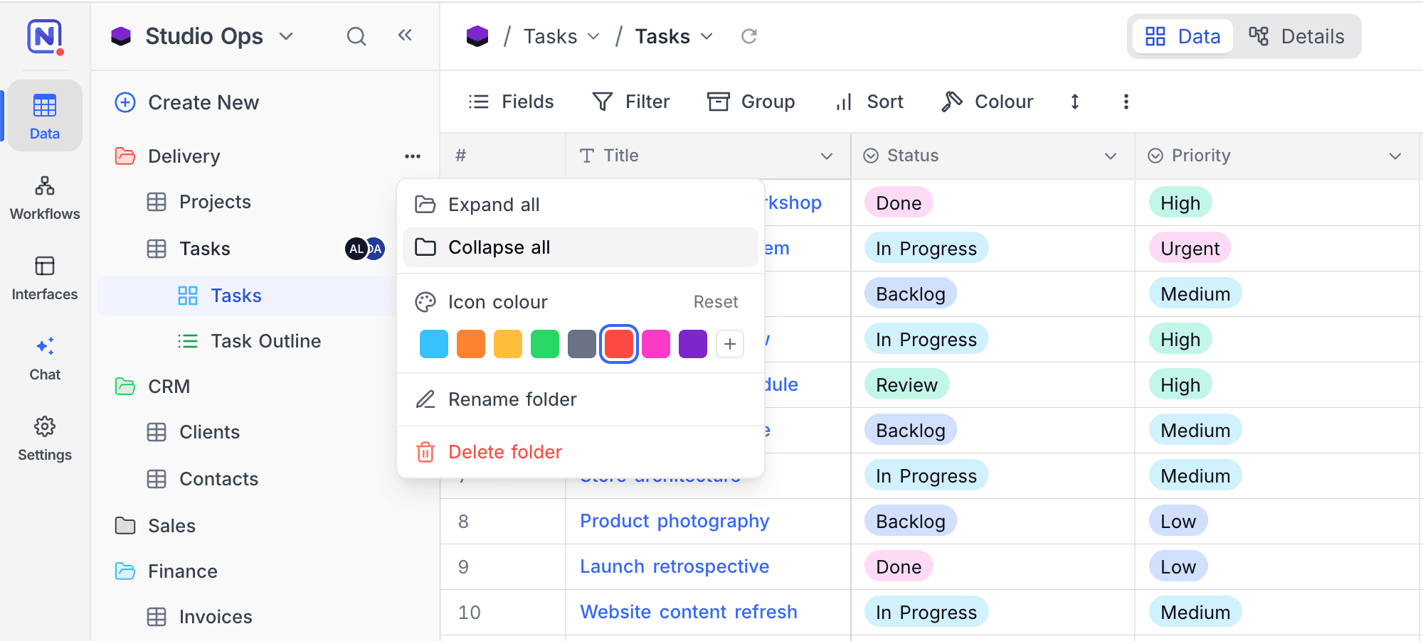 The folder context menu with expand, colour, rename, and delete actions